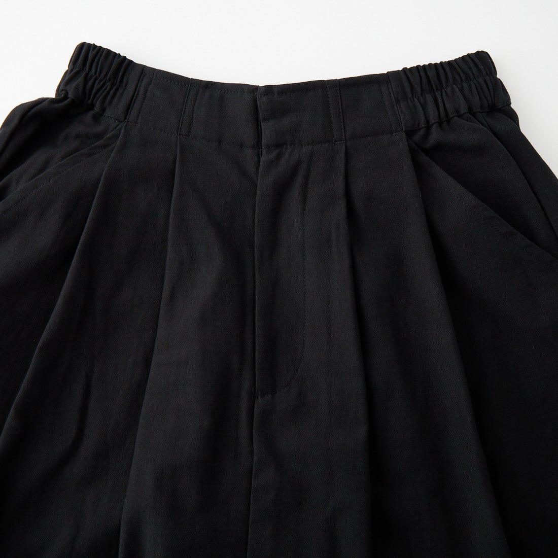Kelen [ケレン] コットンバックサテン タックフレアスカート FEALY [LKL26FSK2055] BLACK