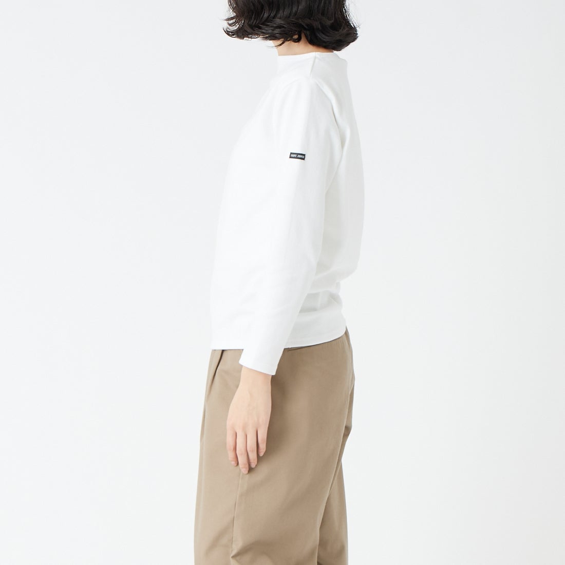 ST.JAMES [セントジェームス] バスクロングスリーブTシャツ [OUESSANT-UA] NEIGE &&モデル身長：162cm 着用サイズ：1&&