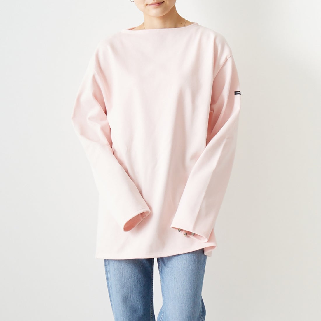 ST.JAMES [セントジェームス] バスクロングスリーブTシャツ [OUESSANT-UA] DRAGEE &&モデル身長：160cm 着用サイズ：7&&