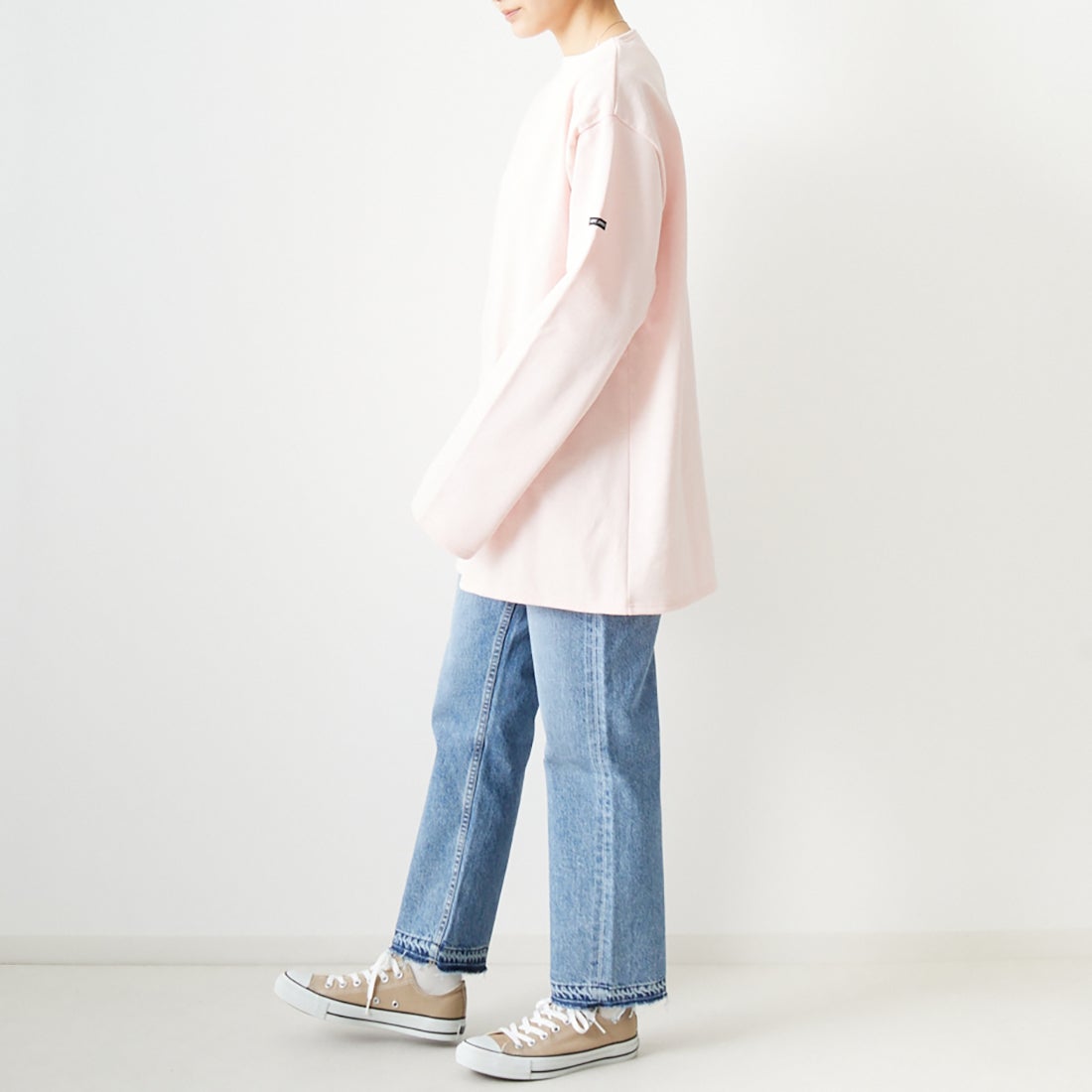 ST.JAMES [セントジェームス] バスクロングスリーブTシャツ [OUESSANT-UA] DRAGEE &&モデル身長：160cm 着用サイズ：7&&