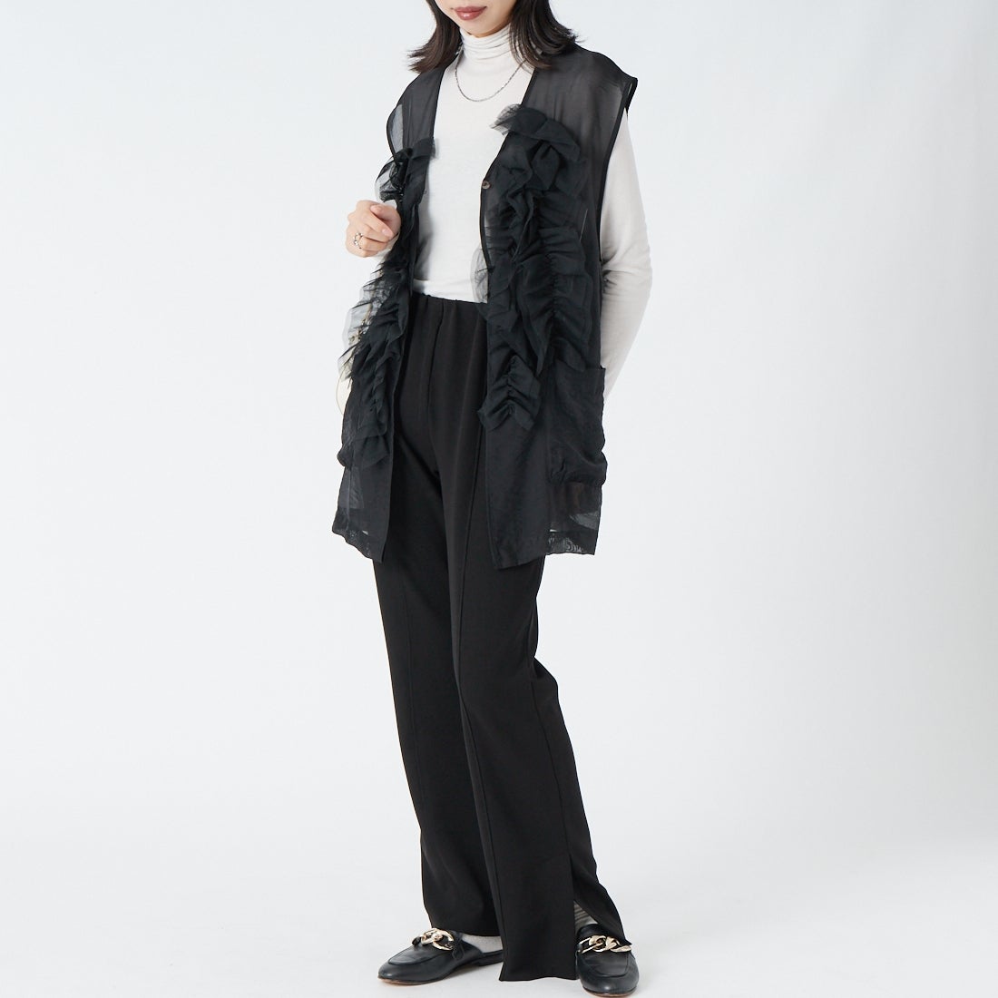 CHIGNON [シニヨン] ソフトリブフレアパンツ [3861-069-3GL] BLACK &&モデル身長：162cm 着用サイズ：38&&