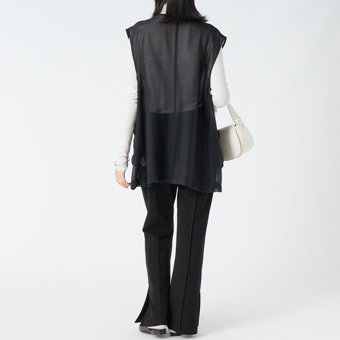 CHIGNON [シニヨン] ソフトリブフレアパンツ [3861-069-3GL] BLACK &&モデル身長：162cm 着用サイズ：38&&