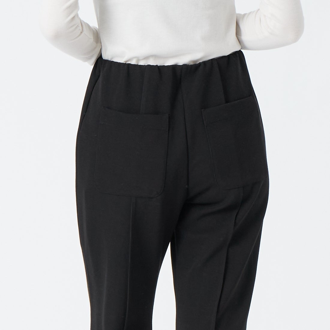 CHIGNON [シニヨン] ソフトリブフレアパンツ [3861-069-3GL] BLACK &&モデル身長：162cm 着用サイズ：38&&