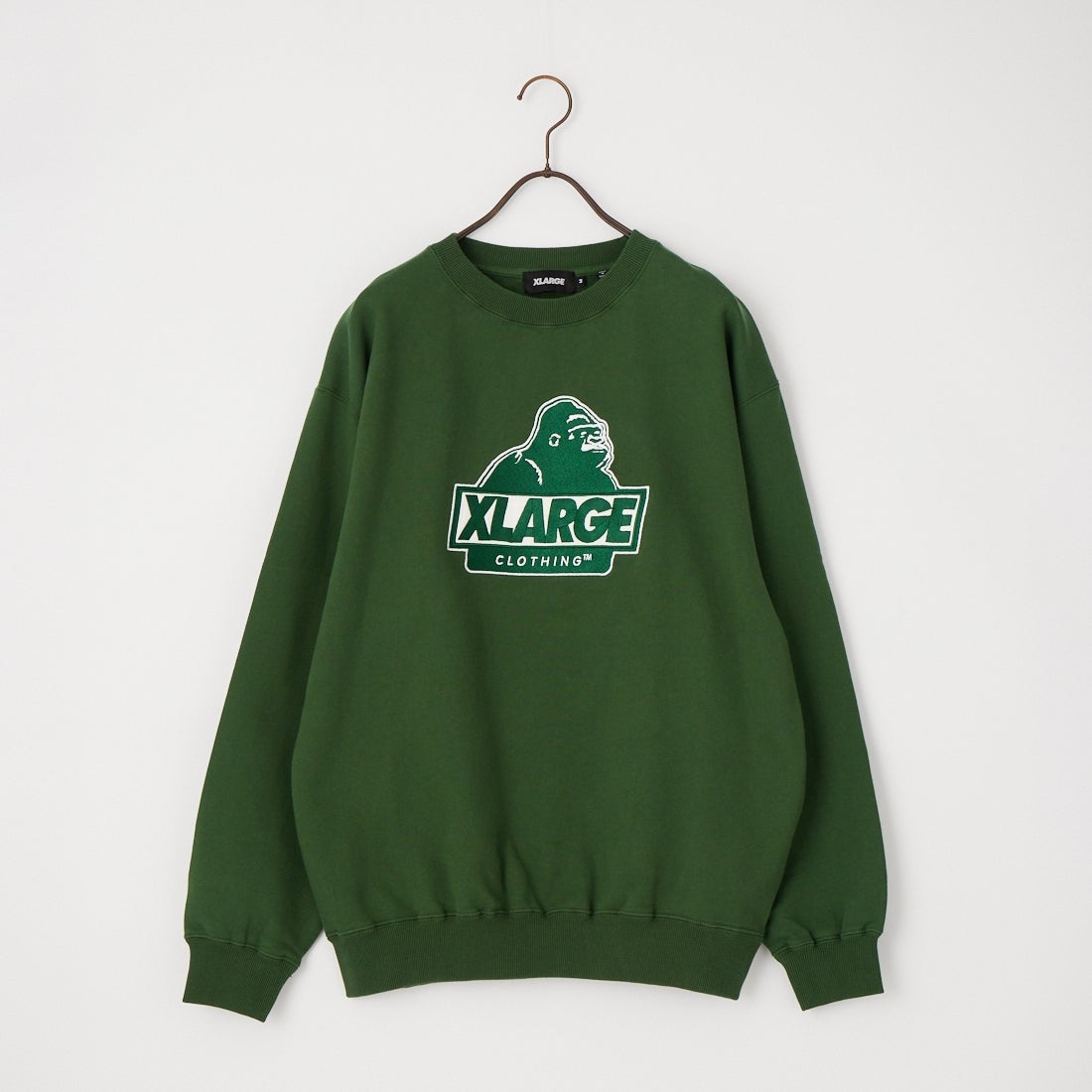 GREEN