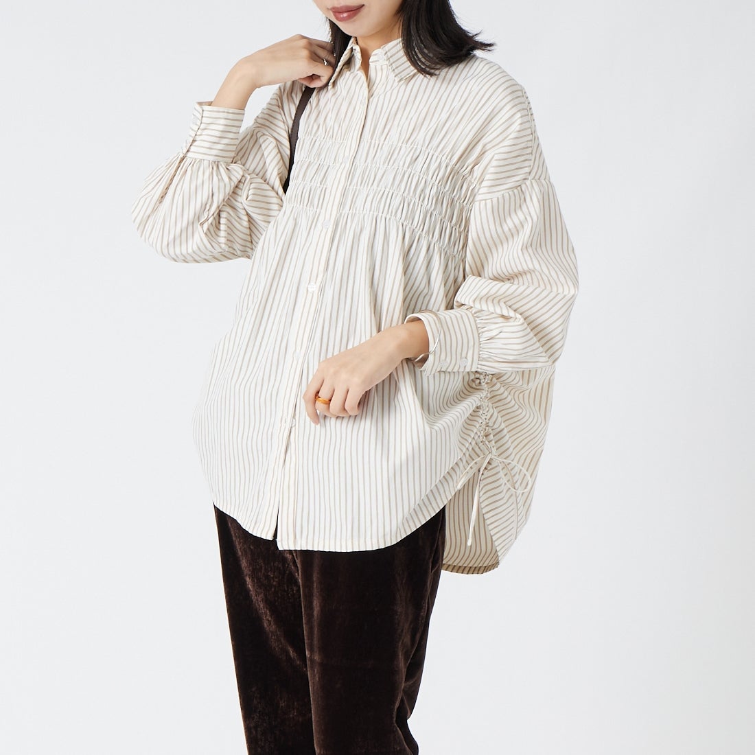 Jf Ready Made [ジェイエフレディメイド] ギャザーシャツ [3205301] 154 ｼﾛST &&モデル身長：162cm 着用サイズ：F&&
