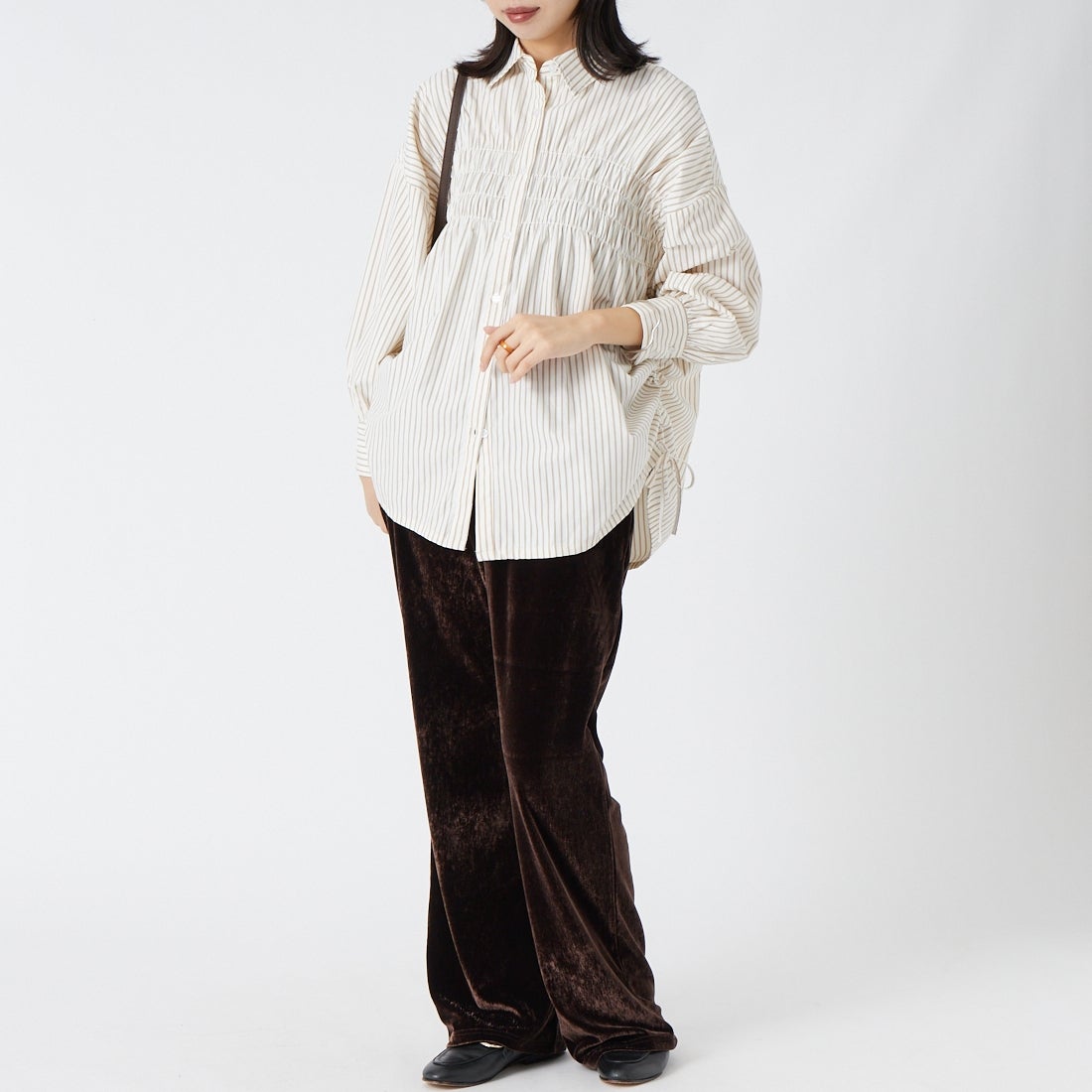 Jf Ready Made [ジェイエフレディメイド] ギャザーシャツ [3205301] 154 ｼﾛST &&モデル身長：162cm 着用サイズ：F&&