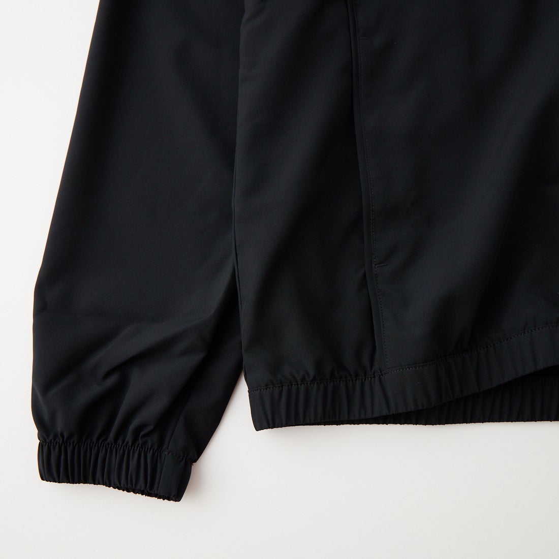 NIKE [ナイキ] ワン ウィメンズ ドライフィット ウーブン ジャケット [IB8984] 010ﾌﾞﾗｯｸ