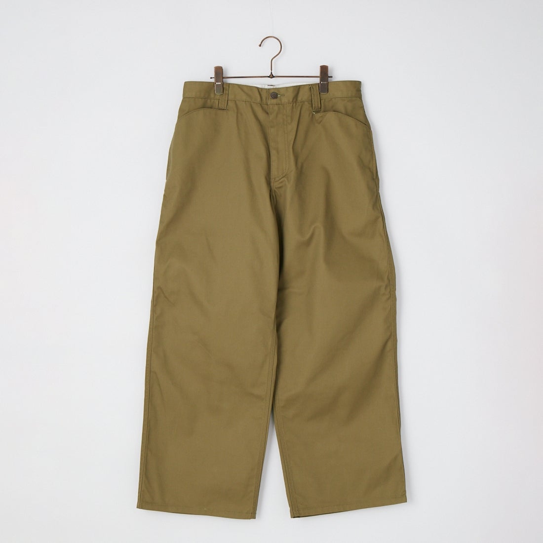 KHAKI