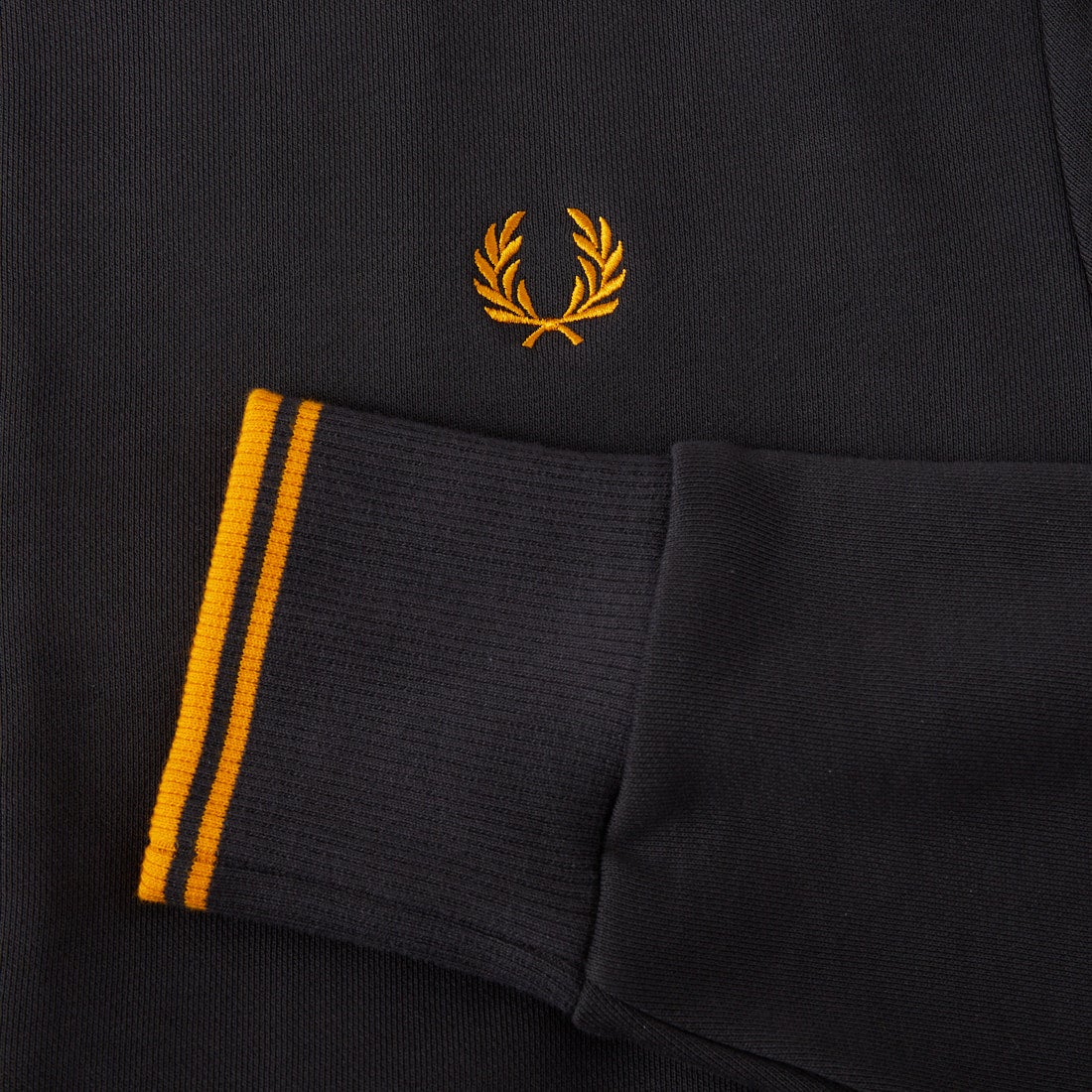 FRED PERRY [フレッドペリー] ロゴ刺繍ジップスルースウェットシャツ [J3340] 61C ANCHOR