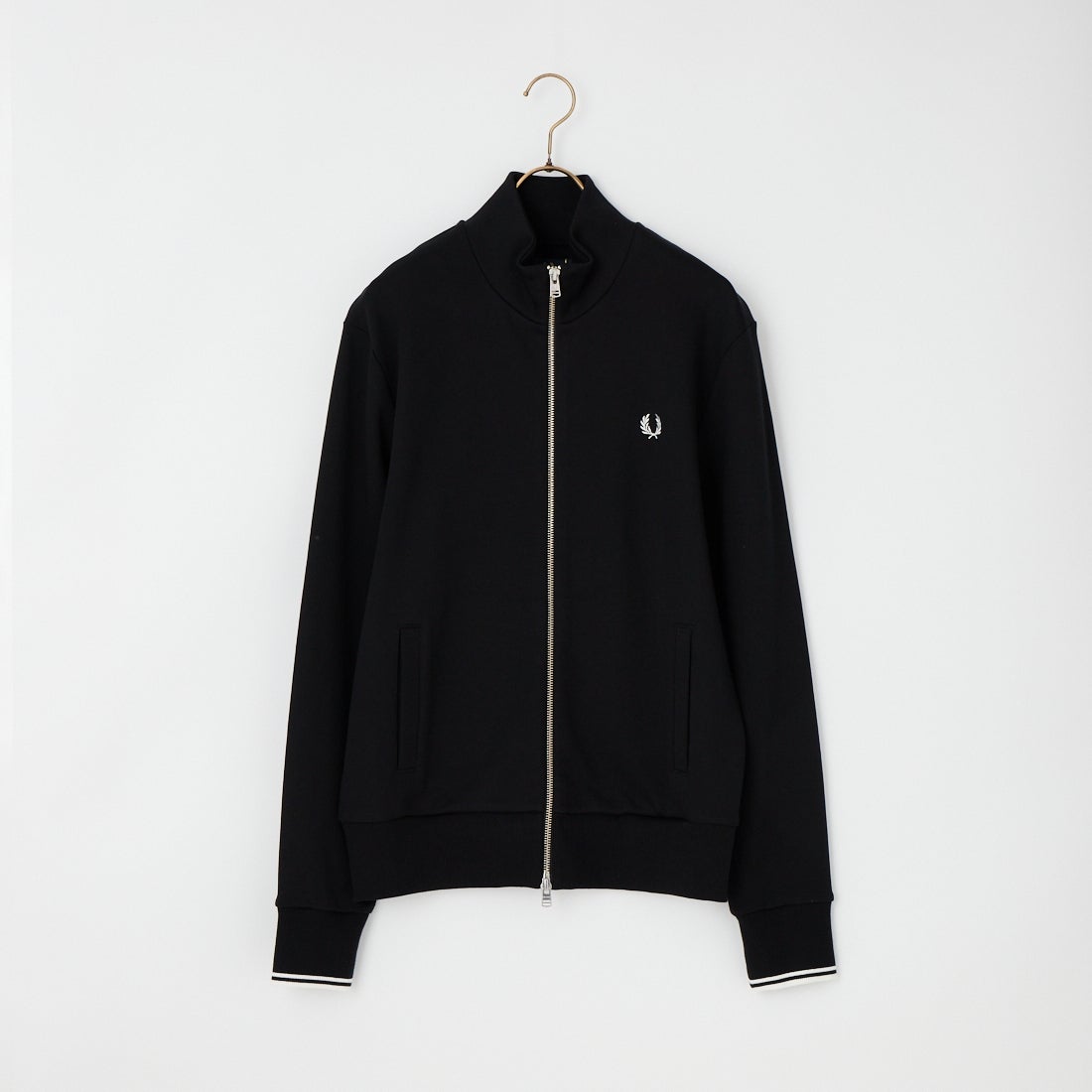 102 BLACK