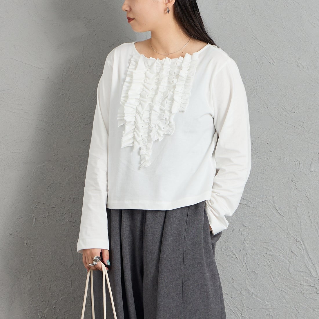 mizuiro ind [ミズイロインド] フリル プルオーバーTシャツ [3-210074] 11 OFF WHI &&モデル身長：156cm 着用サイズ：F&&