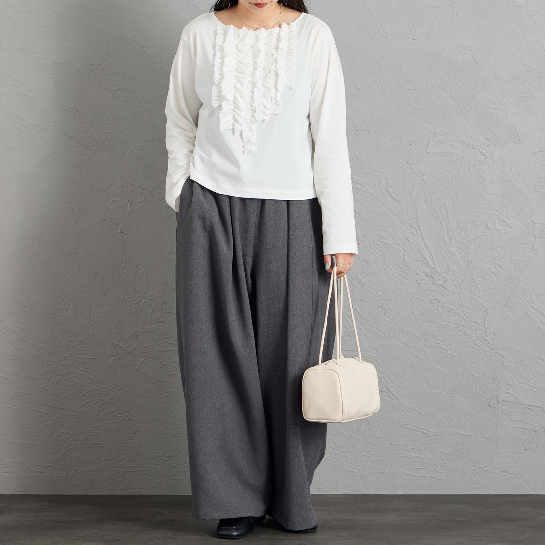 mizuiro ind [ミズイロインド] フリル プルオーバーTシャツ [3-210074] 11 OFF WHI &&モデル身長：156cm 着用サイズ：F&&