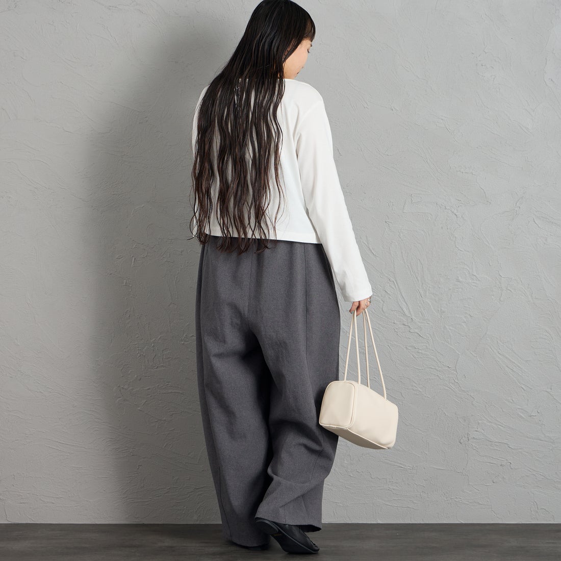 mizuiro ind [ミズイロインド] フリル プルオーバーTシャツ [3-210074] 11 OFF WHI &&モデル身長：156cm 着用サイズ：F&&