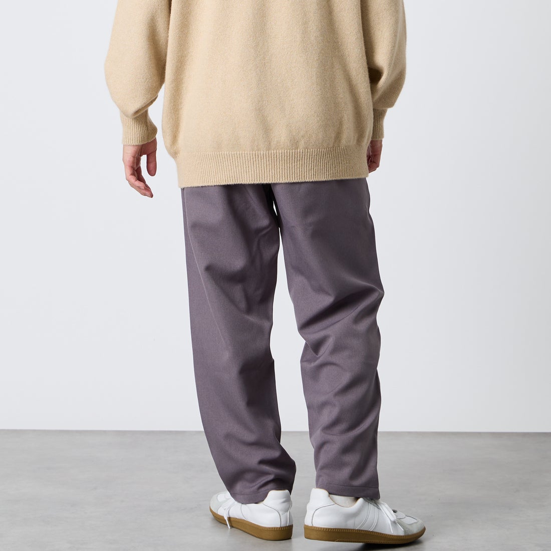 GRAMiCCi [グラミチ] 別注 ウールライク エブリデイパンツ [GMP6-F1011-JF] GRAY &&モデル身長：168cm 着用サイズ：L&&