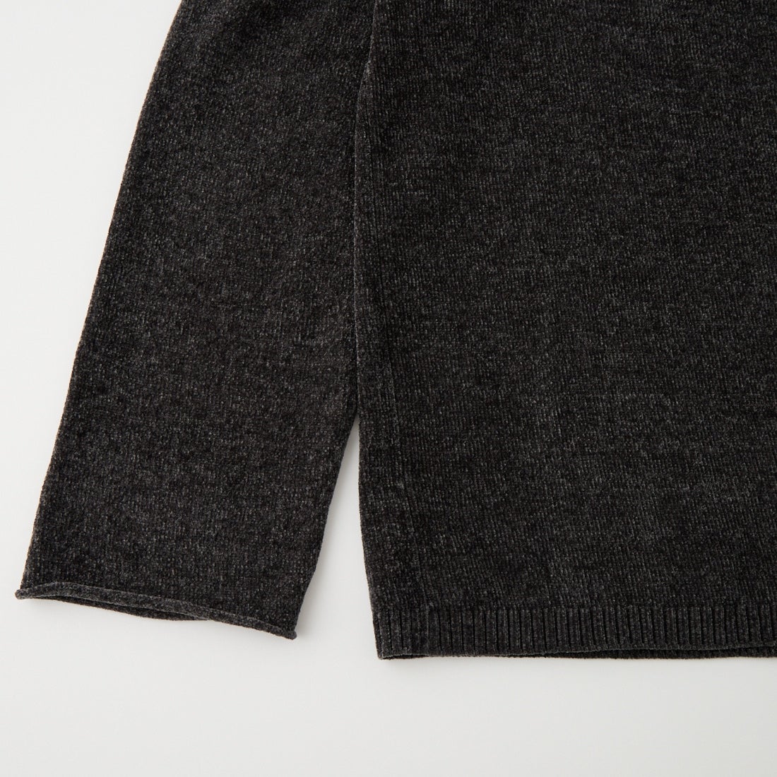 MICA&DEAL [マイカアンドディール] モールヤーン Vネックニット [0126308077] CHARCOAL