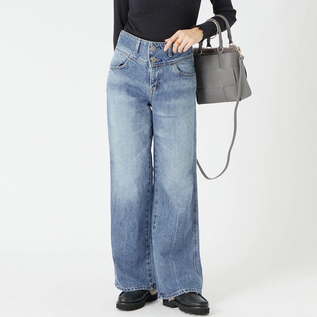 66 L.BLUE