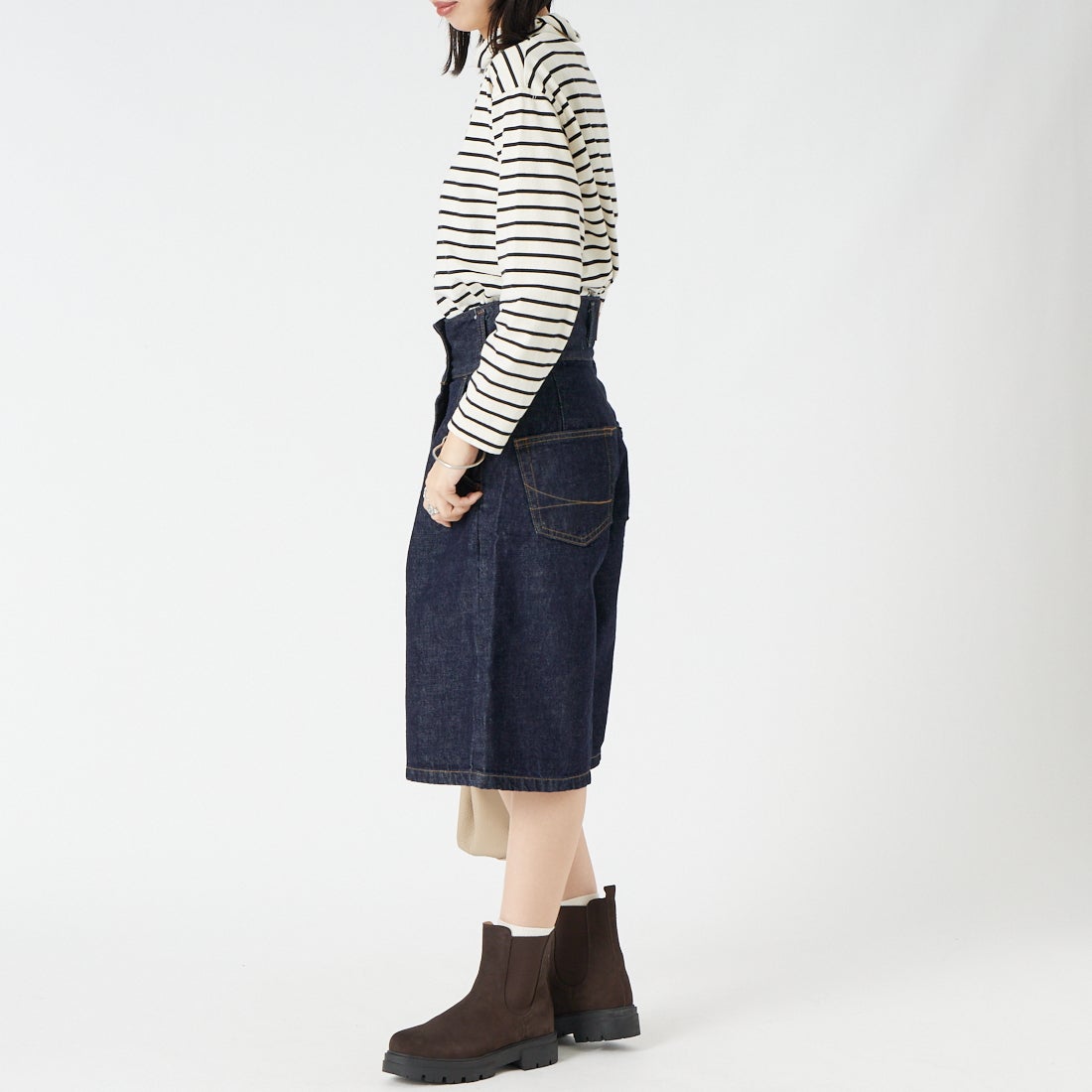 SOMETHING [サムシング] ラップデニムショーツ [SA1801] 00 O.W &&モデル身長：162cm 着用サイズ：S&&