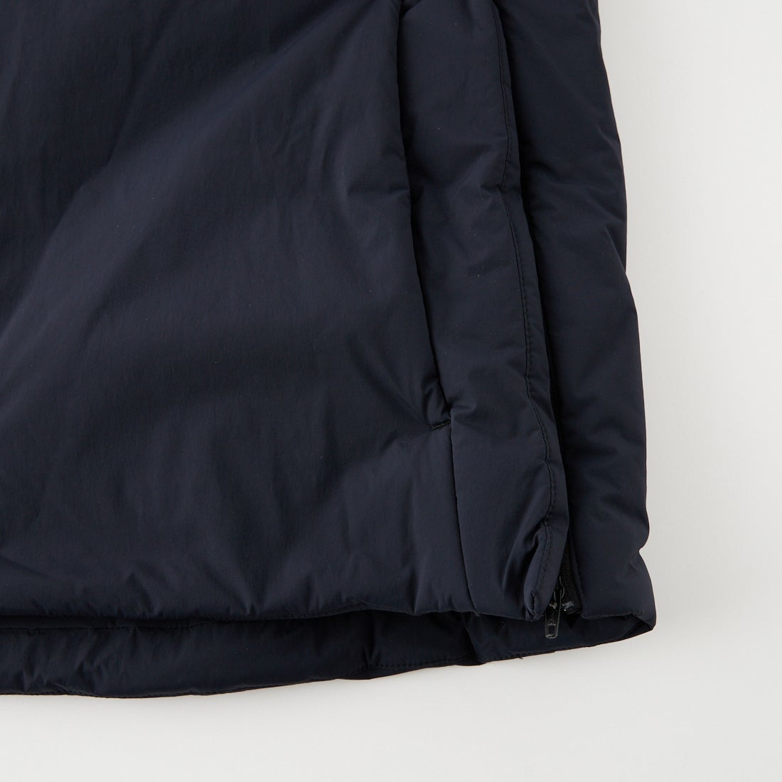 White Mountaineering [ホワイトマウンテニアリング] パデッドベスト [WM2673216] BLACK