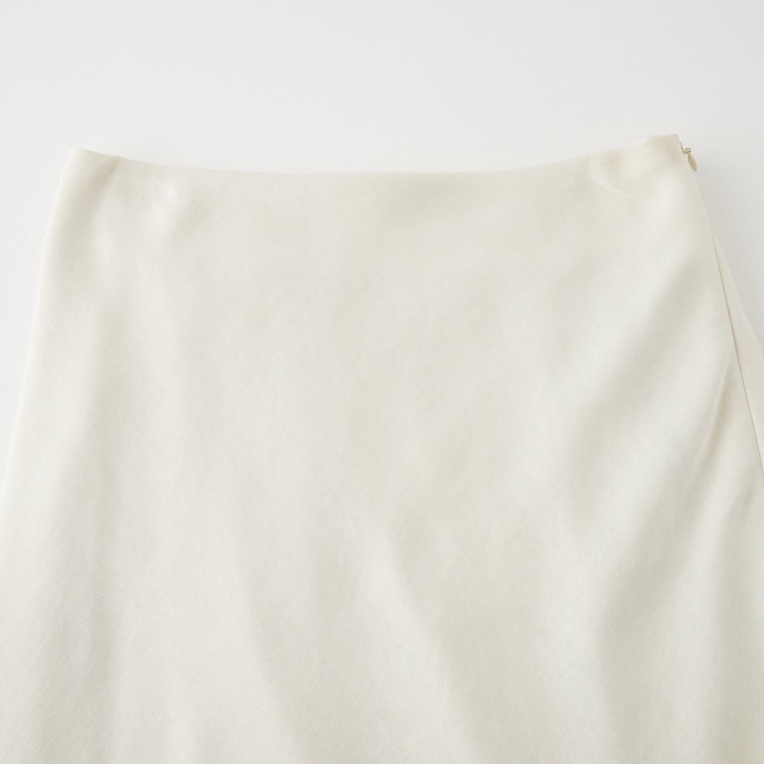 MICA&DEAL [マイカアンドディール] ミドルフレア バイアススカート [0126302085] OFF WHITE