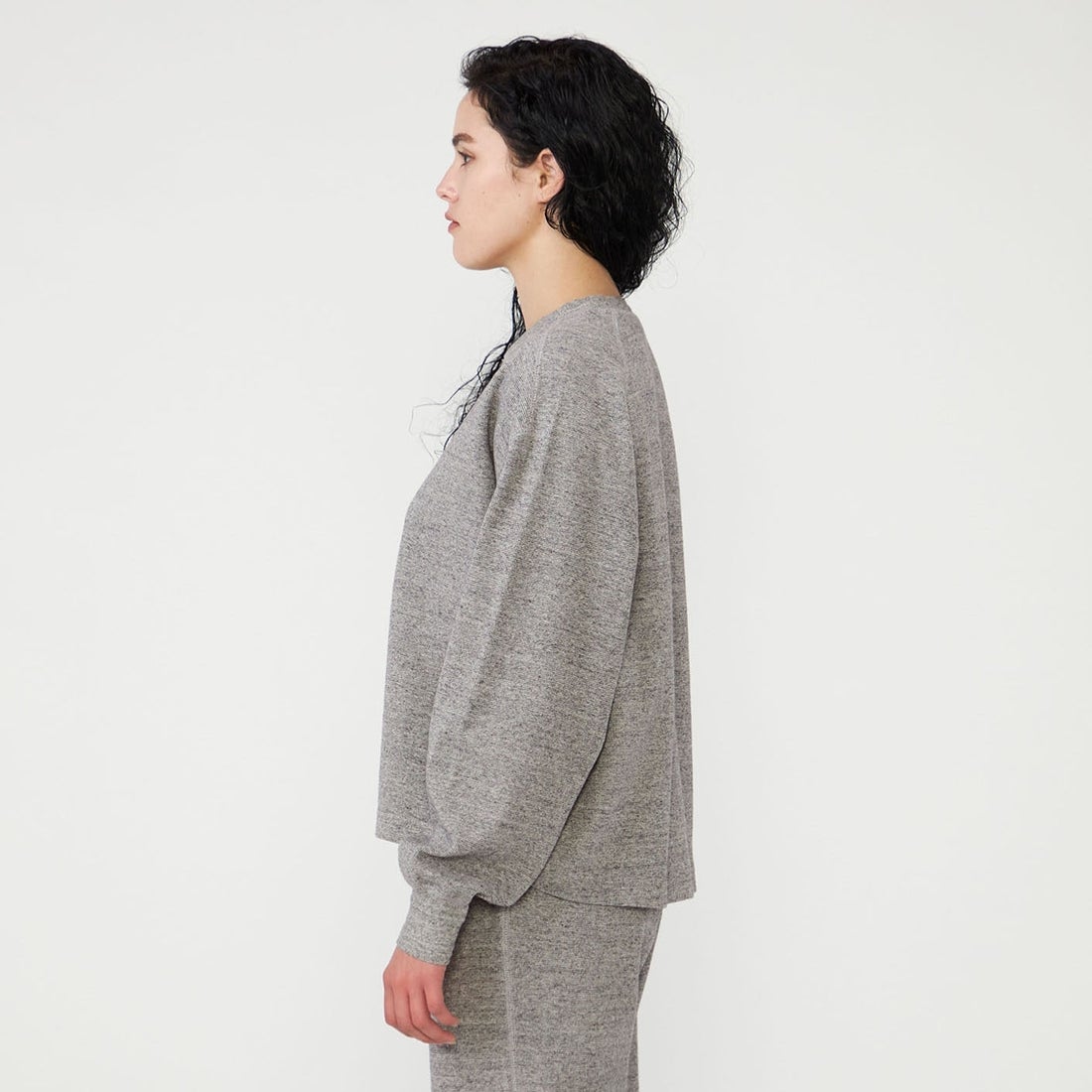 THE NORTH FACE PURPLE LABEL [ザ ノースフェイス パープルレーベル] フィールド スナップ カーディガン [N26FH037] Z MIX GRAY &&モデル身長：161cm 着用サイズ：WS&&