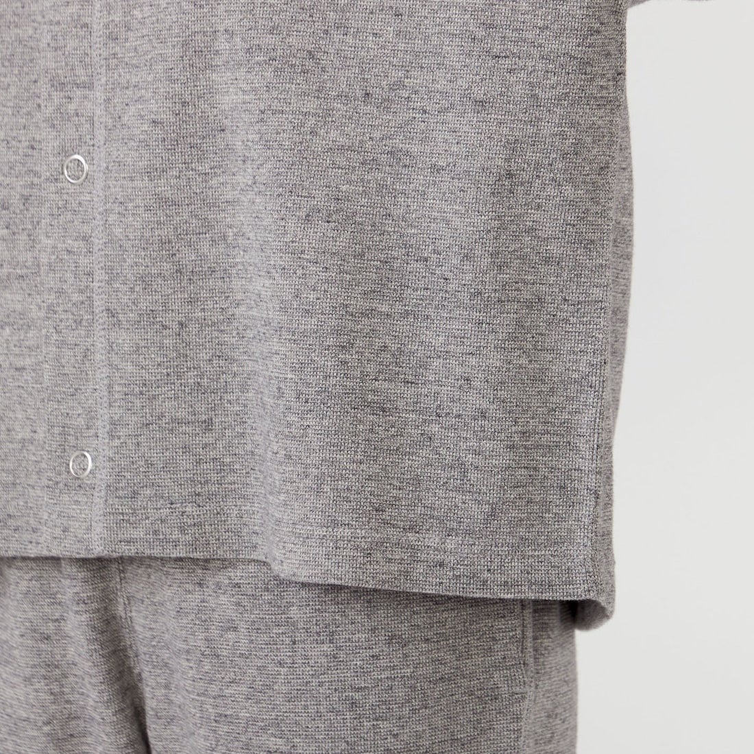 THE NORTH FACE PURPLE LABEL [ザ ノースフェイス パープルレーベル] フィールド スナップ カーディガン [N26FH037] Z MIX GRAY &&モデル身長：161cm 着用サイズ：WS&&