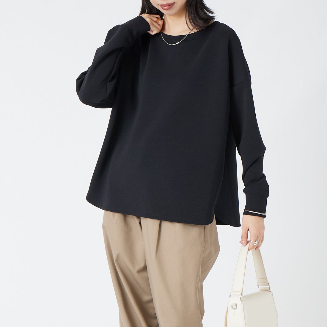 BLACK&&モデル身長：162cm 着用サイズ：F&&