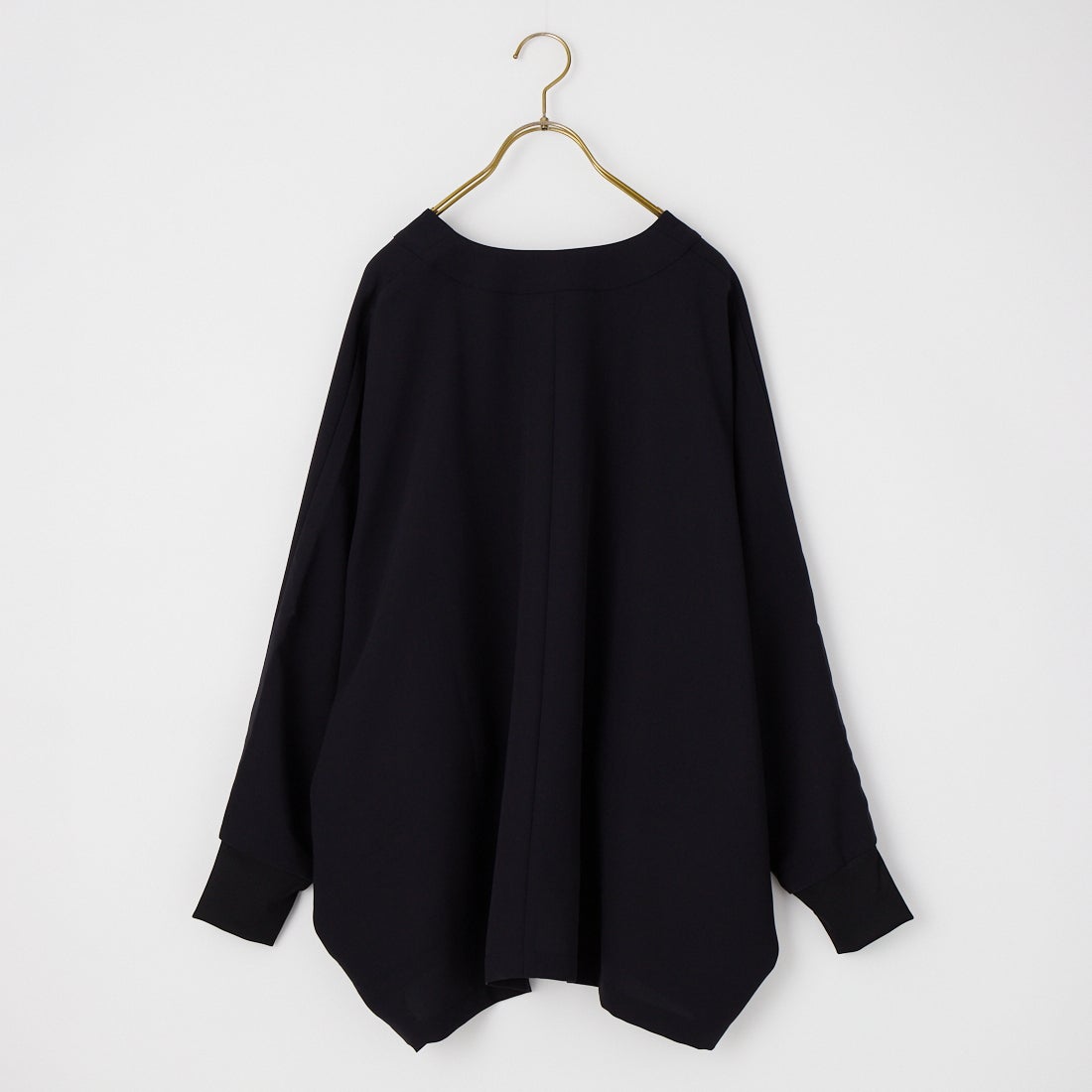 mizuiro ind [ミズイロインド] Vネックドルマンスリーブプルオーバー [3-230131] 99 BLACK