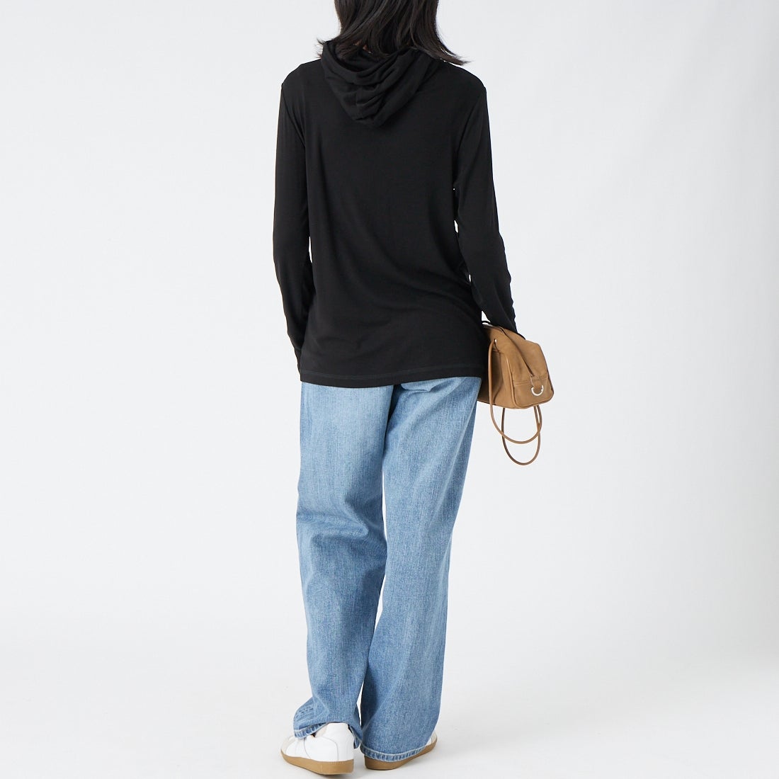 CLOCHE [クロシェ] シアーウールハーフボタンフーディ [65285640] ﾌﾞﾗｯｸ &&モデル身長：162cm 着用サイズ：2&&
