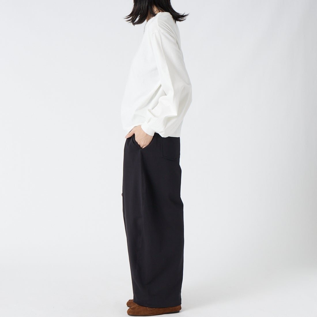 mizuiro ind [ミズイロインド] パフスリーブロングTシャツ [3-210078] 11 OFF WHI &&モデル身長：162cm 着用サイズ：F&&
