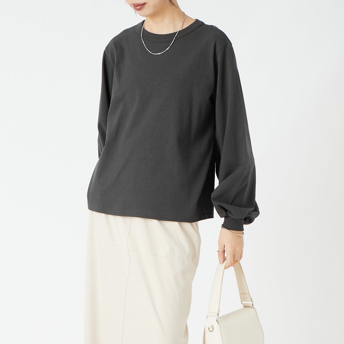 mizuiro ind [ミズイロインド] パフスリーブロングTシャツ [3-210078] 93 D.GRAY &&モデル身長：162cm 着用サイズ：F&&