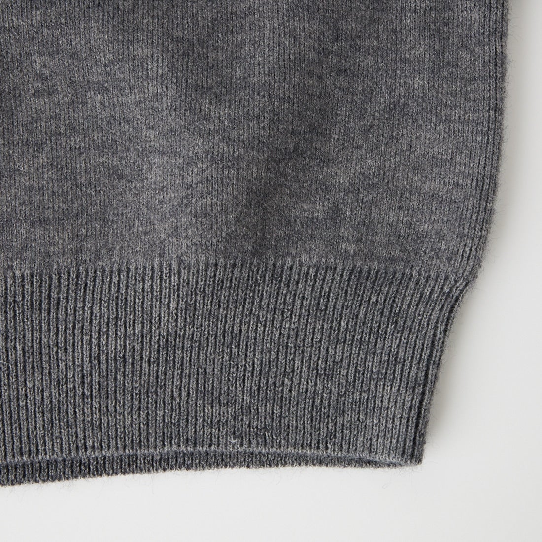 nenom [ネノム] ワンポイントロゴ刺繍 Wフェイスニットプルオーバー [NE26331012] 08 CHARCOA