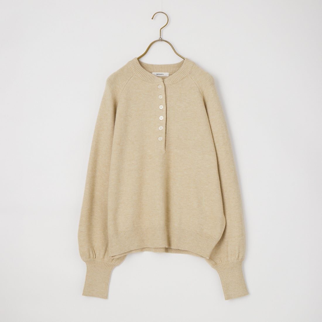 22 BEIGE