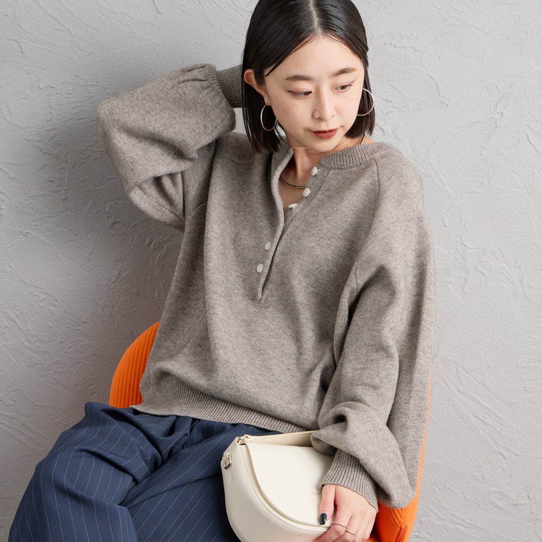 06 T.GRAY&&モデル身長：150cm 着用サイズ：F&&