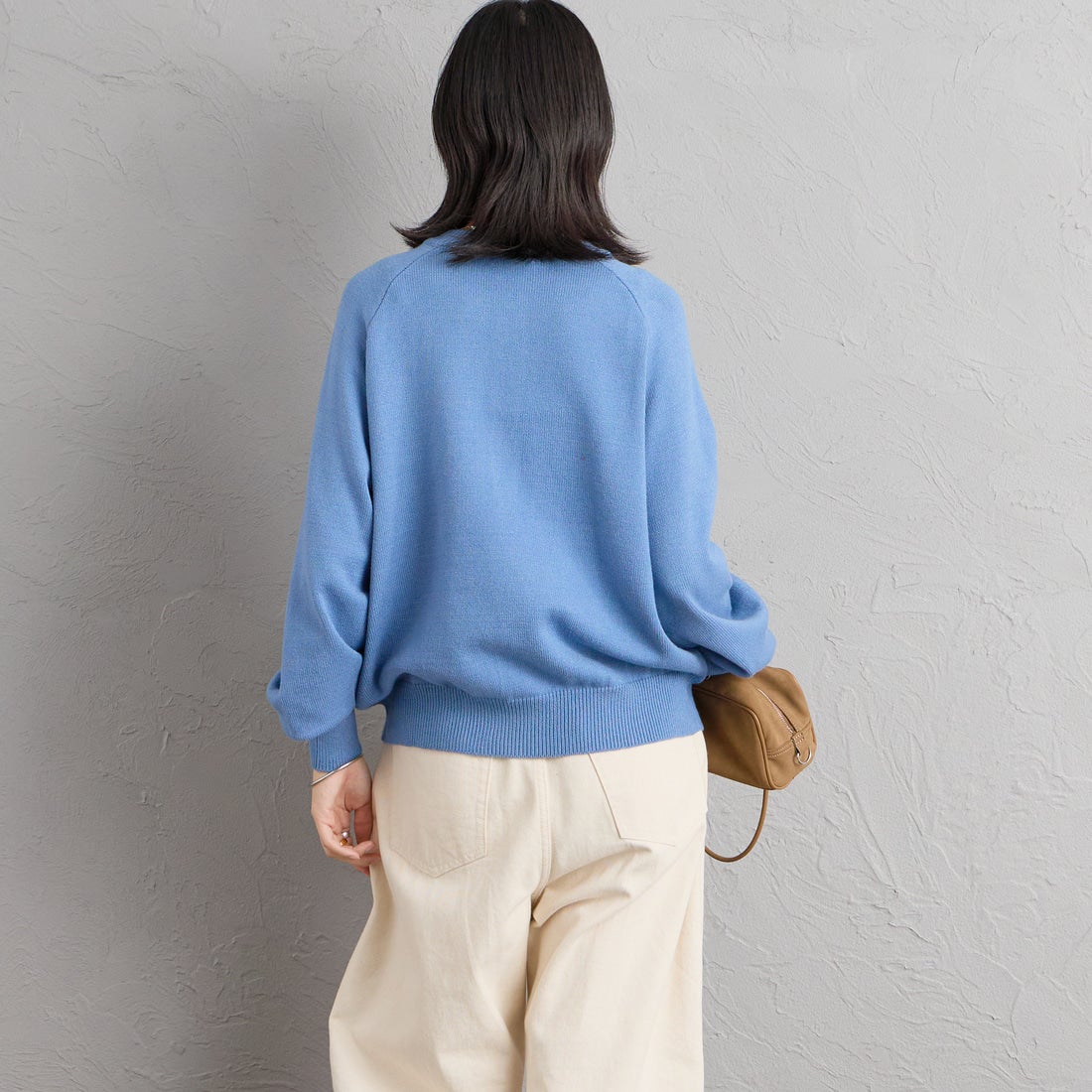 nenom [ネノム] ヘンリーネック スウェットライクニット [NE26331011] 10 L.BLUE &&モデル身長：162cm 着用サイズ：F&&