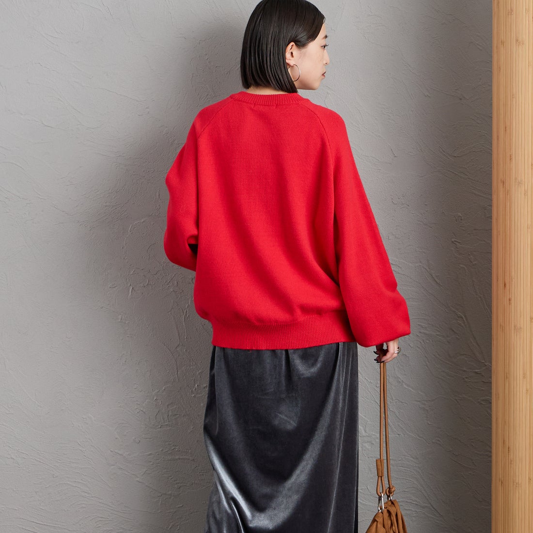 nenom [ネノム] ヘンリーネック スウェットライクニット [NE26331011] 46 RED &&モデル身長：150cm 着用サイズ：F&&