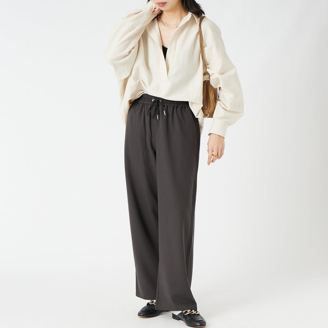 Jeans Factory Clothes [ジーンズファクトリークローズ] イージーワイドパンツ [IN34-PT-6] ﾁｬｺｰﾙ &&モデル身長：162cm 着用サイズ：36&&