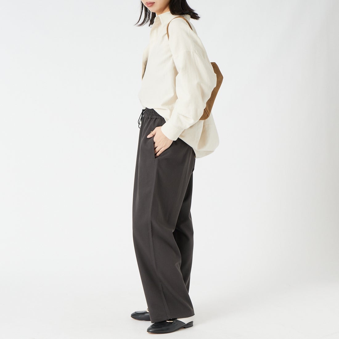 Jeans Factory Clothes [ジーンズファクトリークローズ] イージーワイドパンツ [IN34-PT-6] ﾁｬｺｰﾙ &&モデル身長：162cm 着用サイズ：36&&