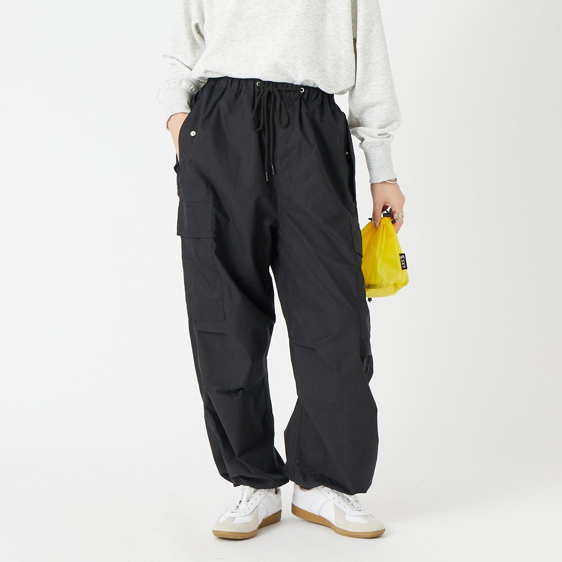 BLACK&&モデル身長：162cm 着用サイズ：XS&&