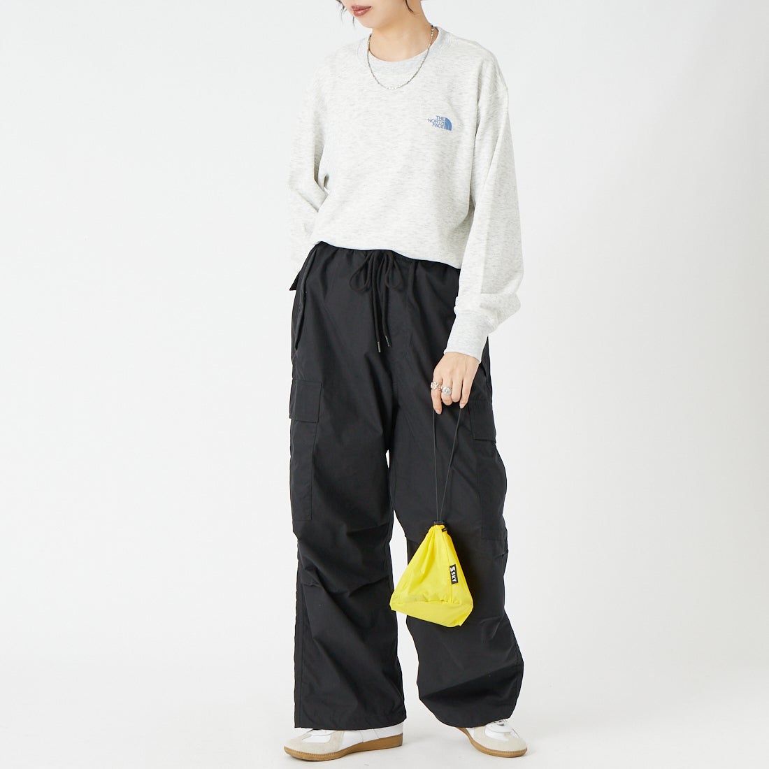 Noir Fabrik [ヌワールファブリック] パラシュートパンツ [IN41-PT-6] BLACK &&モデル身長：162cm 着用サイズ：XS&&