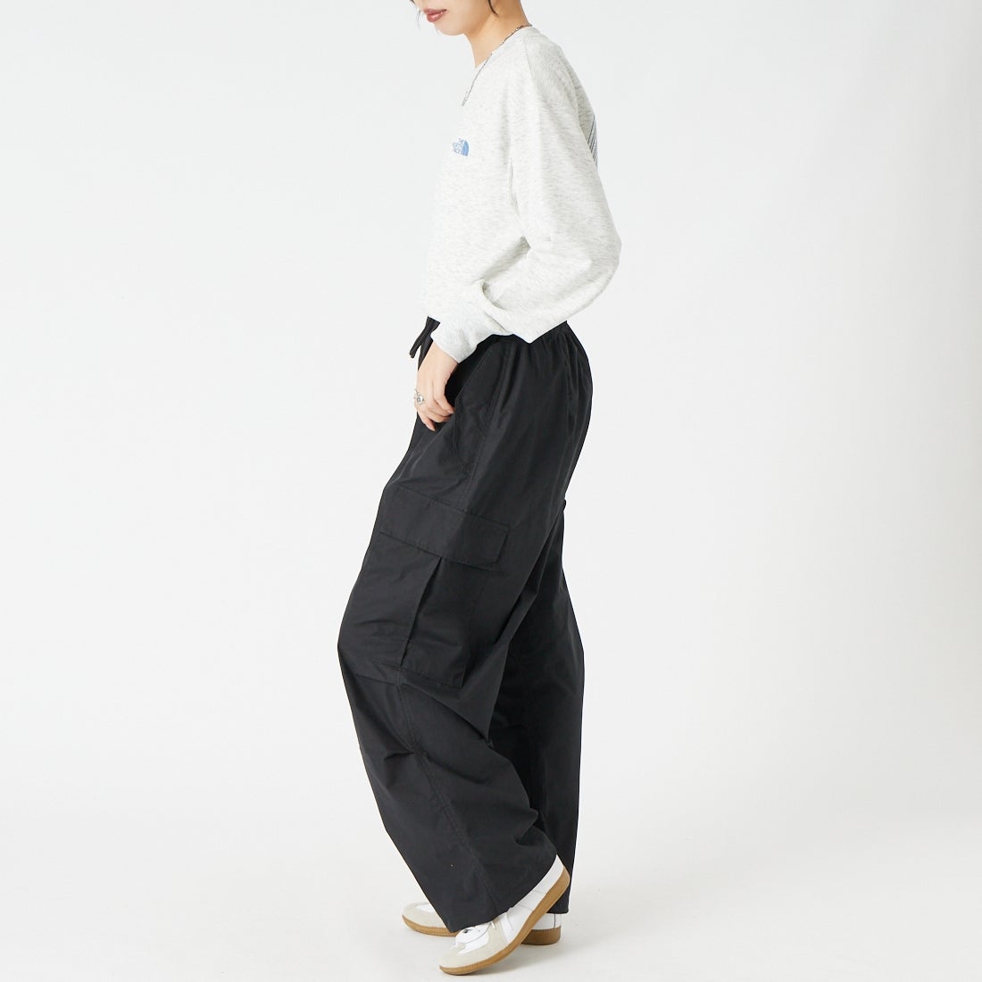 Noir Fabrik [ヌワールファブリック] パラシュートパンツ [IN41-PT-6] BLACK &&モデル身長：162cm 着用サイズ：XS&&