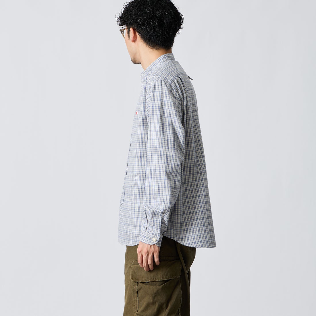 DANTON [ダントン] 起毛チェックバンドカラーシャツ [DT-B0280KTW] SAX/ECR CK &&モデル身長：168cm 着用サイズ：40&&