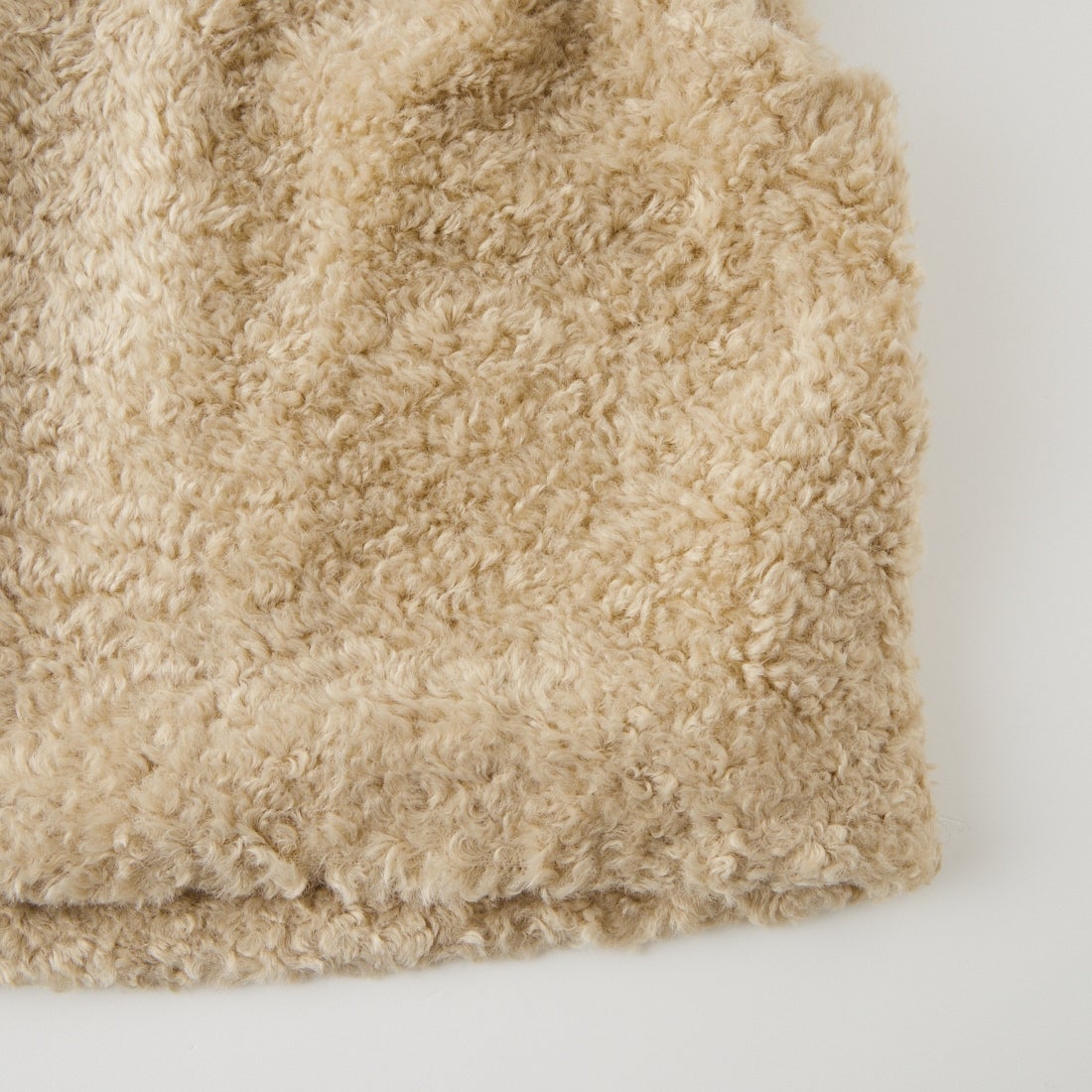 Kelen [ケレン] エコファーVネックベスト PAULINE [LKL24FBL2164] OFFBEIGE