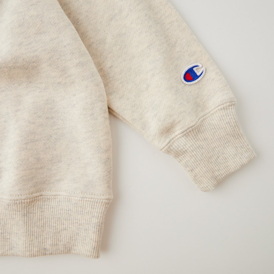 Champion [チャンピオン] キッズ クルーネックスウェットシャツ [CK-E011] 810 OATMEA