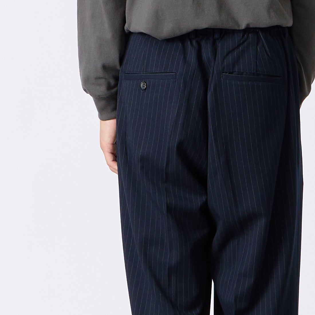 Noir Fabrik [ヌワールファブリック] ギャバジンワイドスラックス [NF-263-067] NAVY ST &&モデル身長：175cm 着用サイズ：S&&