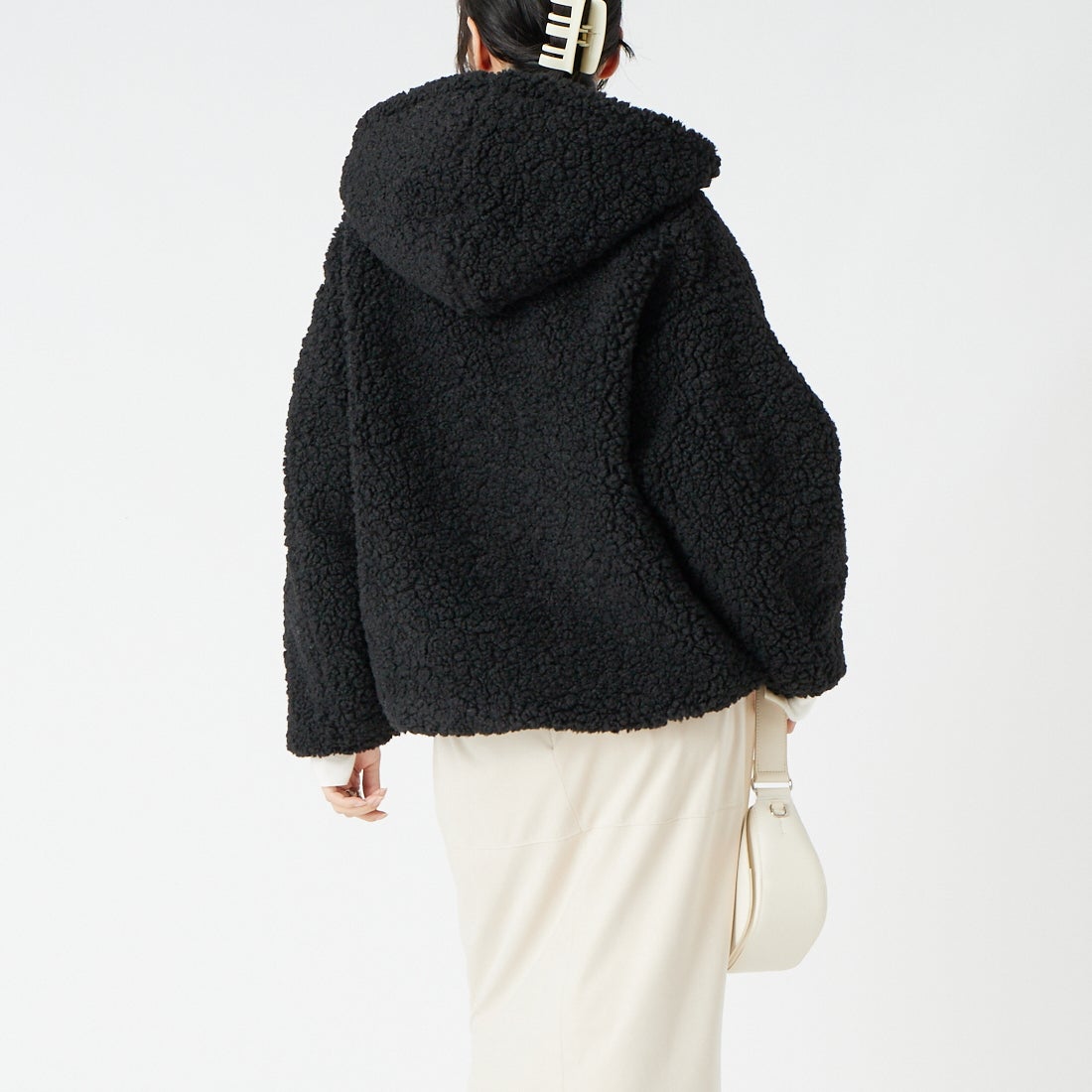 TATRAS [タトラス] IPAMA イパマ ボアブルゾン [LCKA0042033588] BLACK &&モデル身長：162cm 着用サイズ：1&&