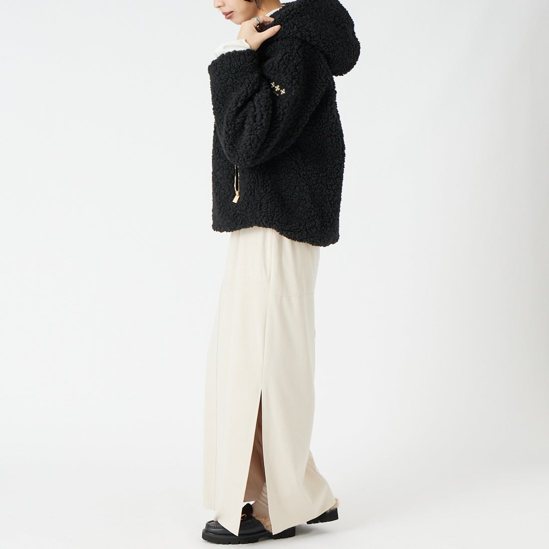 TATRAS [タトラス] IPAMA イパマ ボアブルゾン [LCKA0042033588] BLACK &&モデル身長：162cm 着用サイズ：1&&