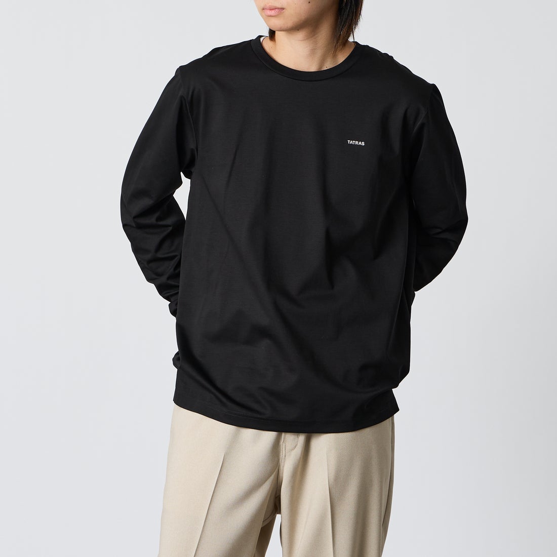 TATRAS [タトラス] SICADO シカード Tシャツ [MCKA0054083588] BLACK &&モデル身長：177cm 着用サイズ：3&&