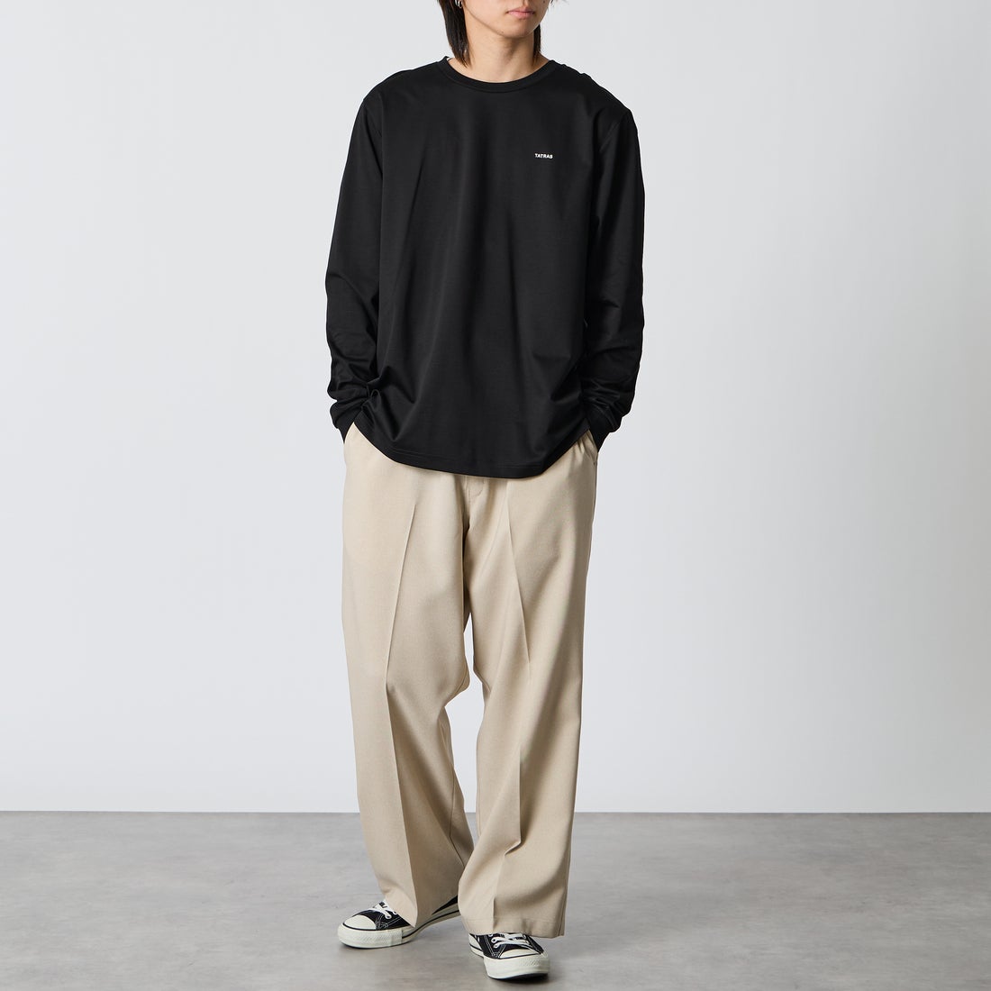 TATRAS [タトラス] SICADO シカード Tシャツ [MCKA0054083588] BLACK &&モデル身長：177cm 着用サイズ：3&&