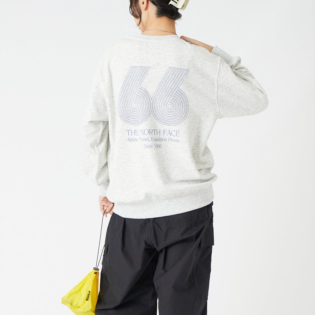 THE NORTH FACE [ザ ノースフェイス] 66グラフィックスウェットクルー [NT62685] WX &&モデル身長：162cm 着用サイズ：S&&