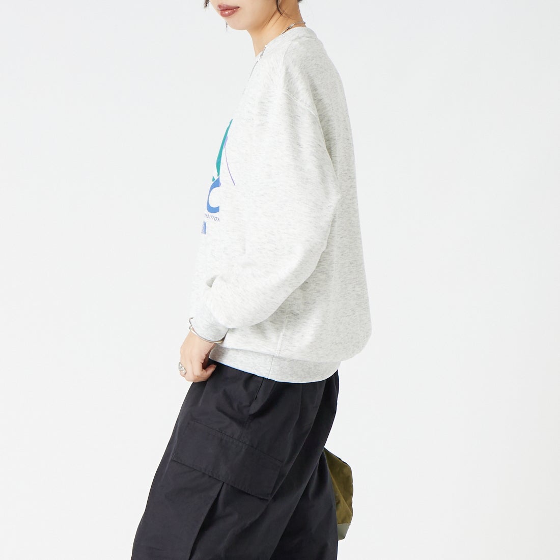 THE NORTH FACE [ザ ノースフェイス] スキーグラフィックスウェットクルー [NT62686] WX &&モデル身長：162cm 着用サイズ：S&&